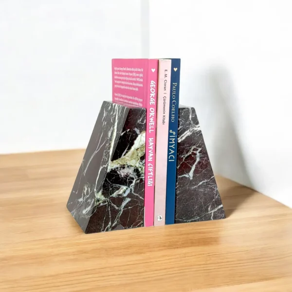 Rosso Levanto Kitap Tutucu