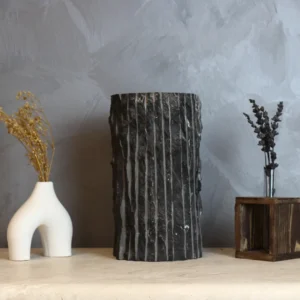 Dark Elegance Siyah Mermer Vazo